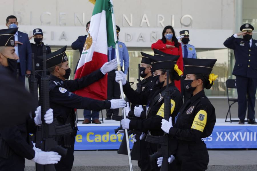 Egresan 112 policías de la Academia de Seguridad de León