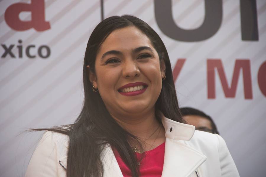Ella es Indira Vizcaíno, precandidata de Morena a la gubernatura de Colima