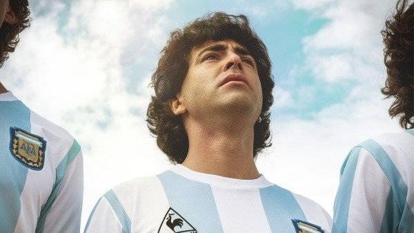 Filtran tr&aacute;iler de la serie biogr&aacute;fica de Maradona