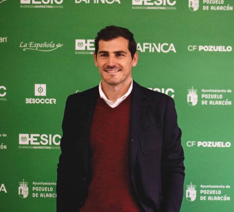 Iker Casillas vuelve al Real Madrid