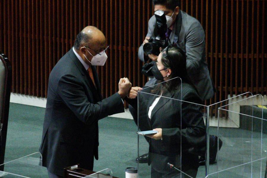 Alianza PRD-PRI-PAN rescatará a México: Verónica Juárez Piña