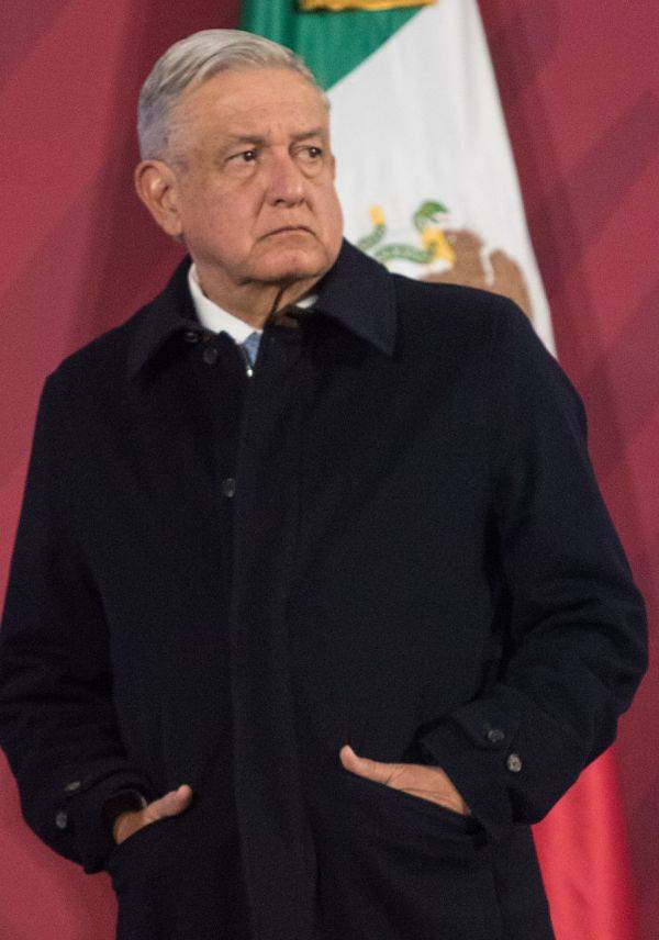 “No somos iguales”, responde AMLO a PAN tras solicitud al INE de vigilarlo
