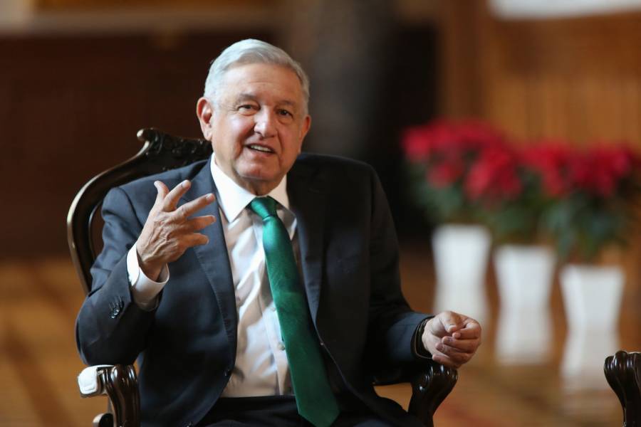 Se reúne AMLO con el gabinete de Salud; mañana continúa aplicación de vacunas
