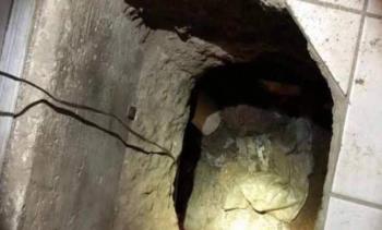 Alba&ntilde;il hace t&uacute;nel para ver a su amante; era su vecina