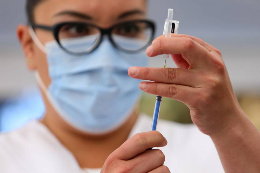 México participará en la fase III de vacuna Novavax contra COVID-19: SRE
