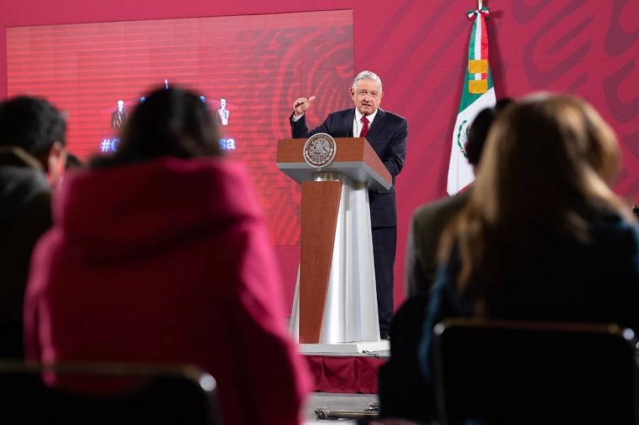 AMLO confirma muerte de Armando Manzanero por Covid-19