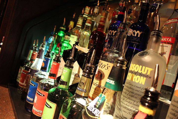 Alertan por exceso en consumo de alcohol
