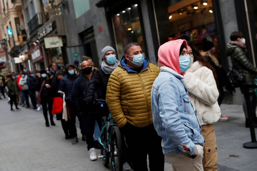 España creará un registro de quienes rechacen vacunarse contra COVID-19