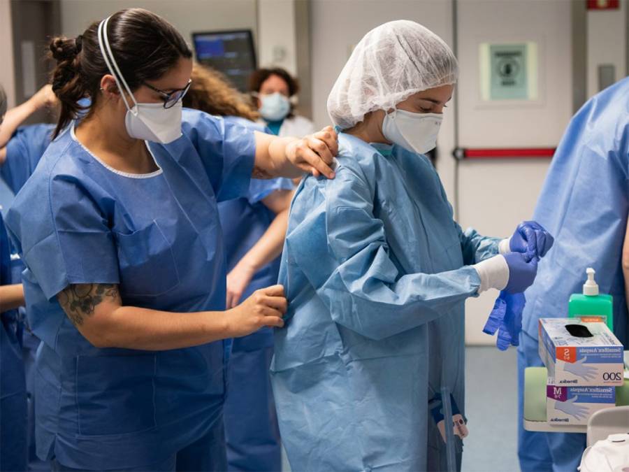 Enfermera en Espa&ntilde;a da positivo a Covid luego de ser vacunada