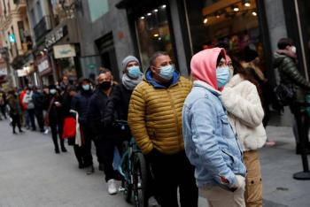 Espa&ntilde;a crear&aacute; un registro de quienes rechacen vacunarse contra COVID-19