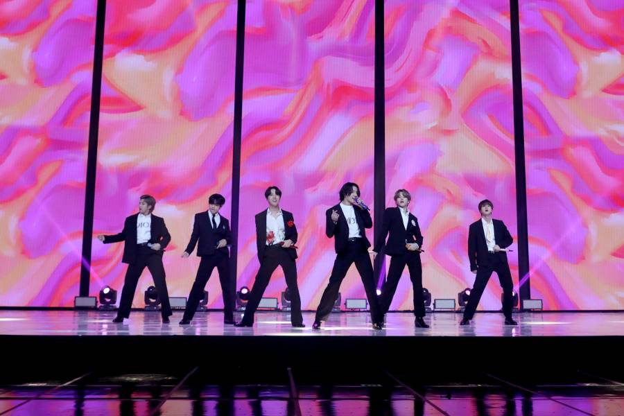 BTS cierra el 2020 con concierto online de Año Nuevo