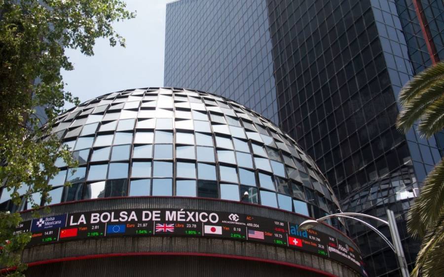 Bolsa mexicana retrocede, pero perfila leve recuperación en 2020
