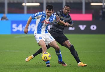 “Chucky” Lozano empieza el 2021 anotando con Napoli ante Cagliari
