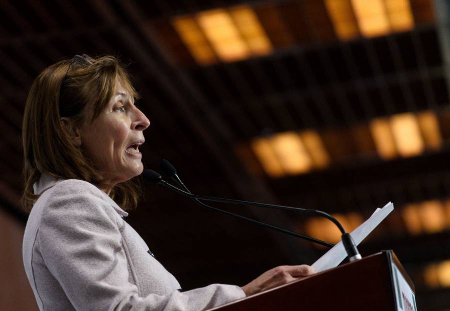 Oficialmente Tatiana Clouthier es la secretaria de Economía