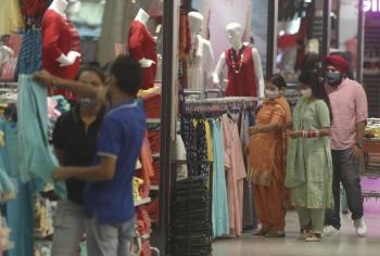 Prepara India campa&ntilde;a masiva de vacunaci&oacute;n