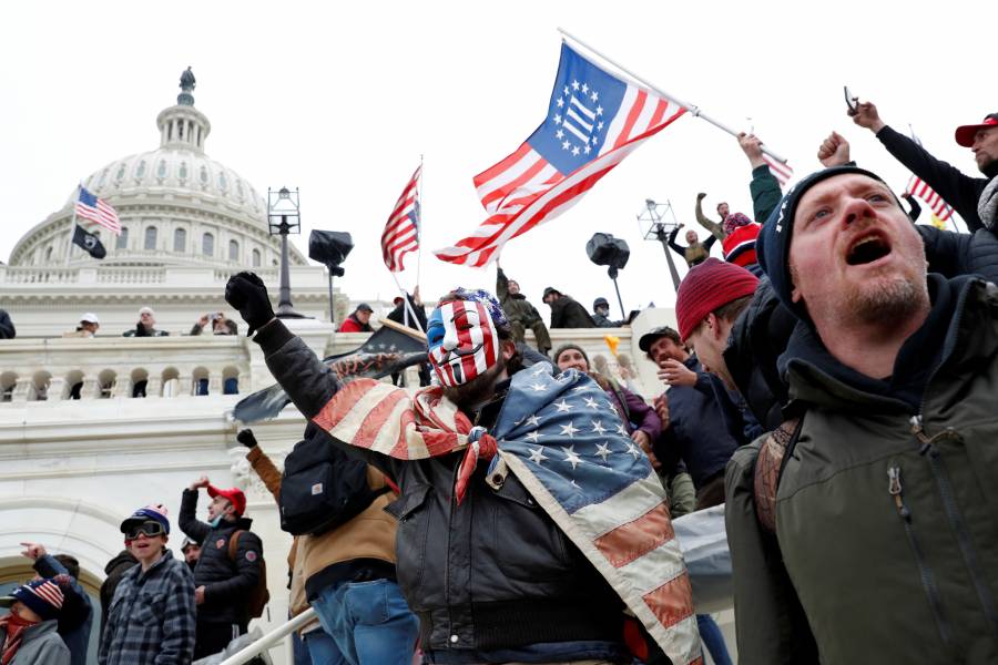 Simpatizantes de Trump extienden protestas en varios puntos de EEUU