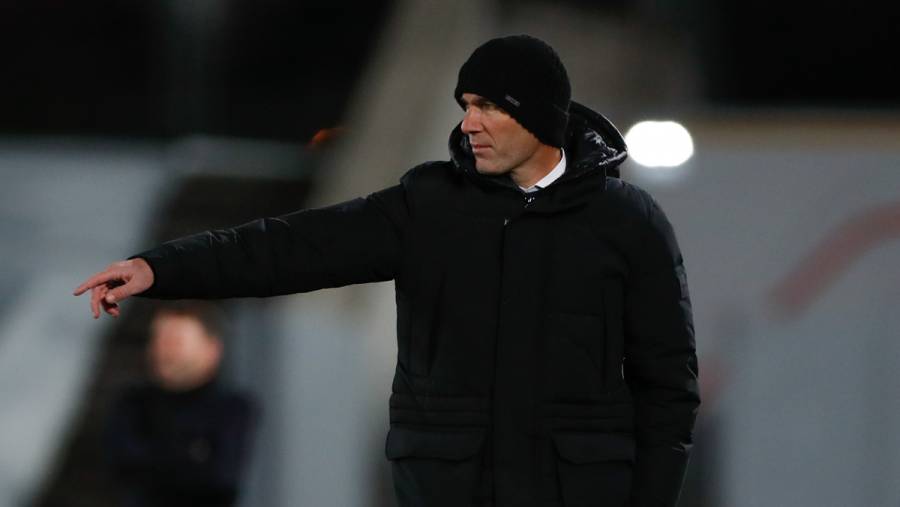 Zidane da negativo a Covid-19; espera resolución de La Liga para dejar cuarentena