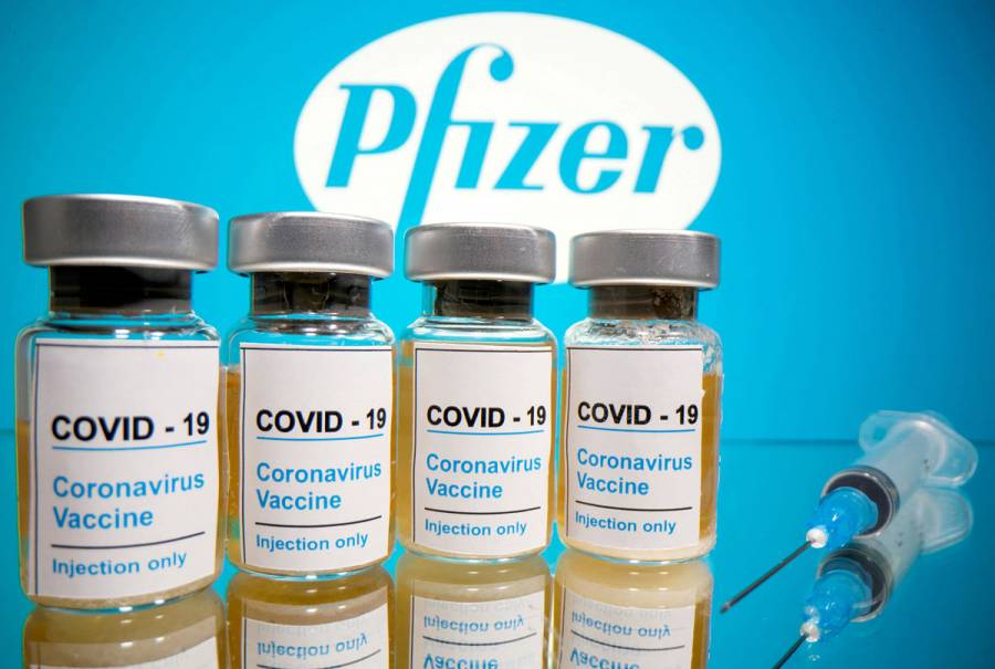 Pfizer asegura que su vacuna neutraliza nuevas variantes de COVID-19