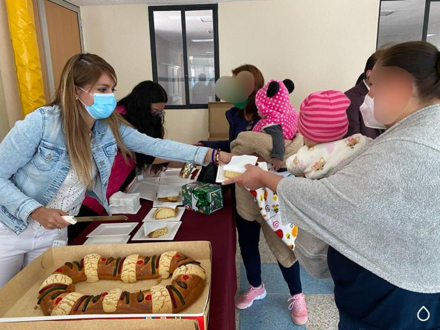 Reyes Magos llevan regalos a hijos de mujeres en Reinserción Social