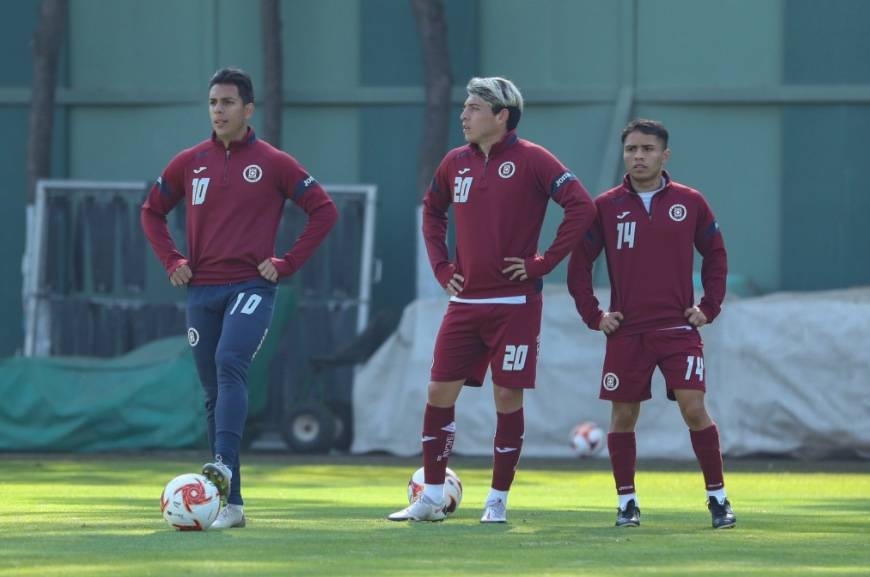 Cruz Azul reporta casos de COVID-19 a horas de su debut en el Guardianes 2021