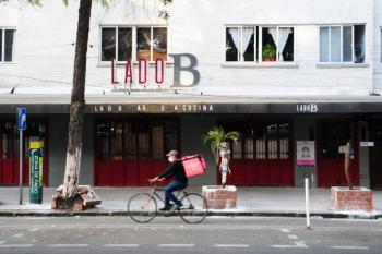 Restaurantes desaf&iacute;an sem&aacute;foro rojo