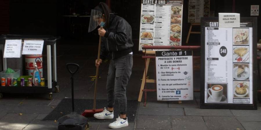 Avanzan en acuerdos para pr&oacute;xima reapertura de restaurantes en CDMX