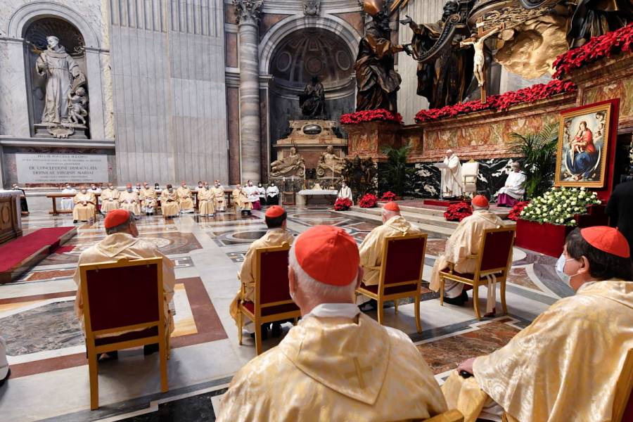 El Vaticano inicia su campaña de vacunación contra el COVID-19