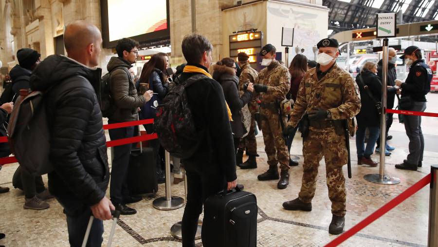 Italia extiende restricciones de COVID en mitad del temor a una tercera ola