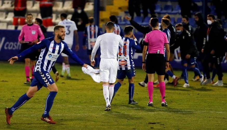 Un desastroso Real Madrid, cae eliminado por el Alcoyano de Tercera División en la Copa del Rey