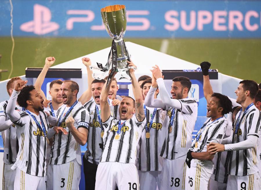 Juventus se lleva la Supercopa de Italia a costa del Napoli