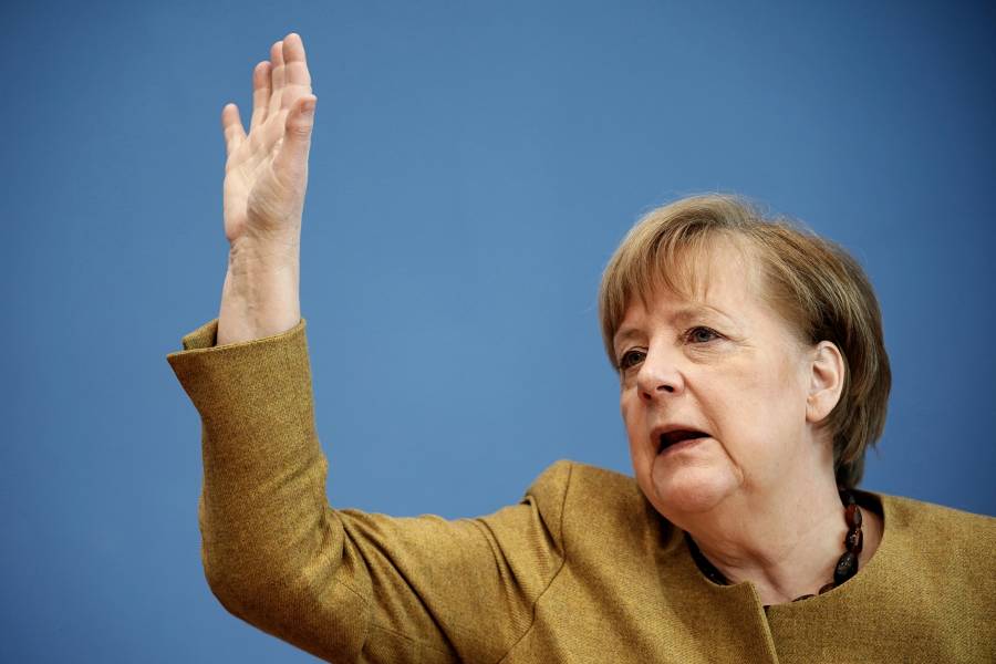 Merkel: Alemania espera tener a toda su población vacunada para finales del verano