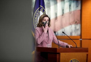 Nancy Pelosi planea presentar una demanda contra Trump