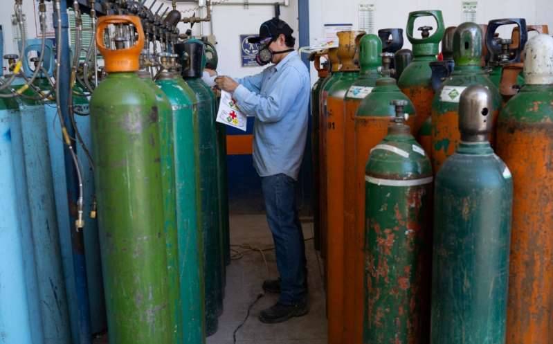 Pide PRI mayor vigilancia en precios y distribución de tanques de oxígeno