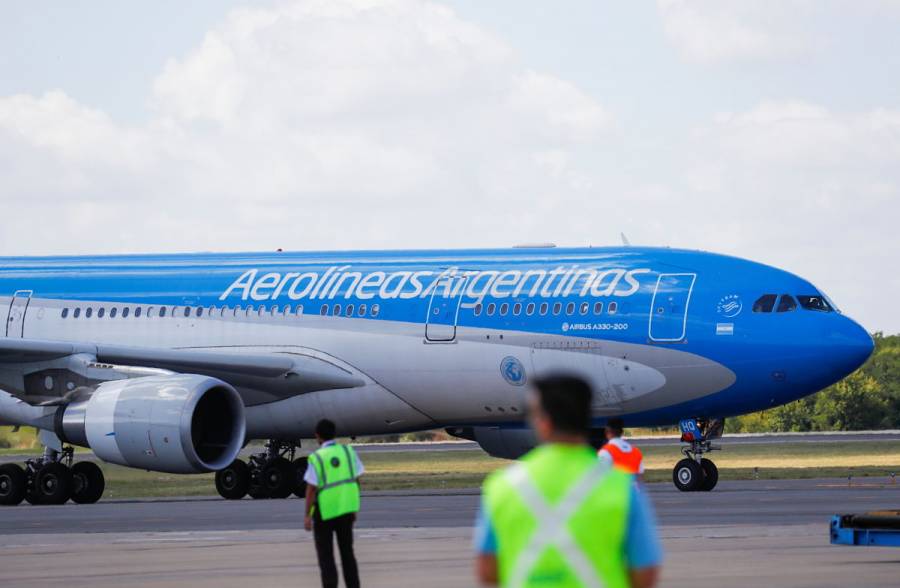 Argentina limita los vuelos con México, Brasil, EEUU y Europa por COVID-19