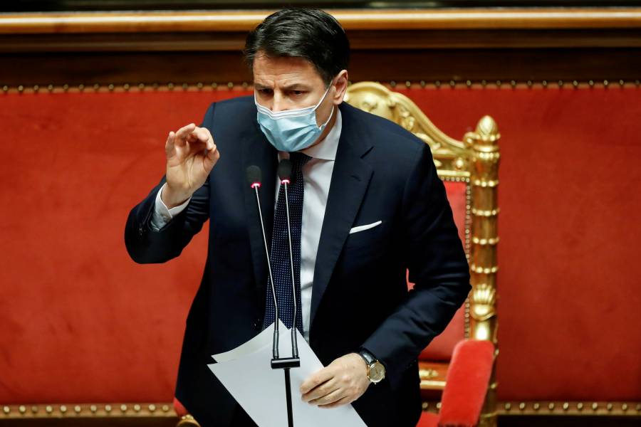 Conte renuncia para buscar la mayoría parlamentaria que perdió por el Covid