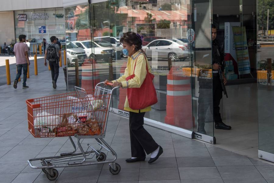 Ventas al menudeo en retroceso, pobre impulso del Buen Fin