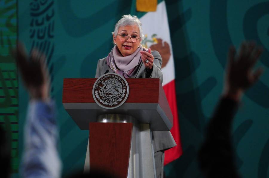 Se enreda S&aacute;nchez Cordero con medios en ma&ntilde;anera