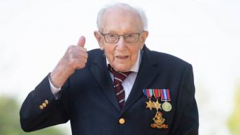 Enferma de Covid veterano de guerra brit&aacute;nico de 100 a&ntilde;os