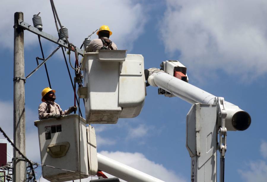 AMLO envía iniciativa para reformar la Ley de la Industria Eléctrica