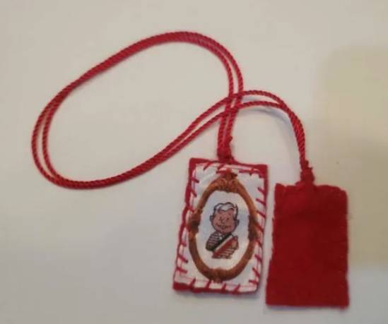 En internet, ponen a la venta amuletos con las figuras de AMLO y L&oacute;pez-Gatell