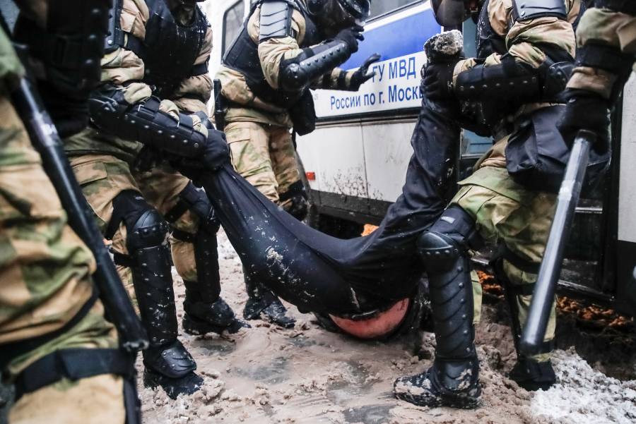 M&aacute;s de 4 mil detenidos en  Rusia en protestas proNavalny