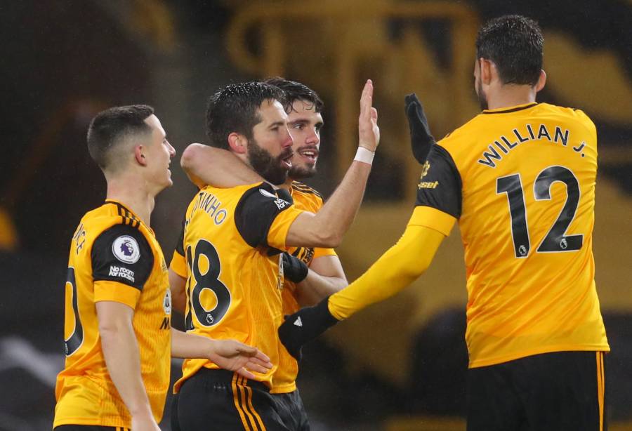 Wolverhampton rompe racha y derrota al Arsenal en la Premier League