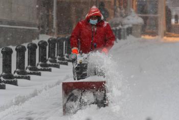 Tormenta invernal paraliza vacunaci&oacute;n en EU