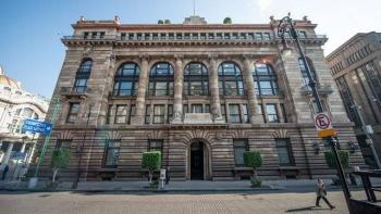 “Ley Banxico reprueba an&aacute;lisis costo-beneficio”