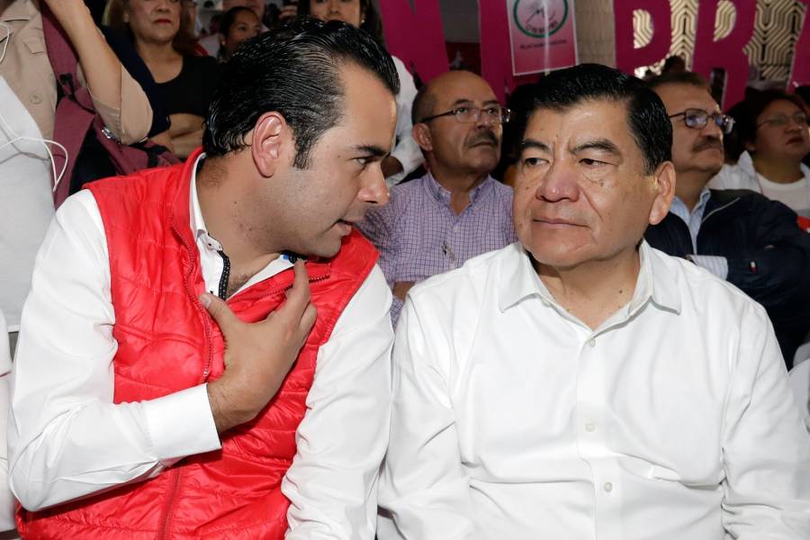 Detiene FGR a ex gobernador de Puebla Mario Marín.