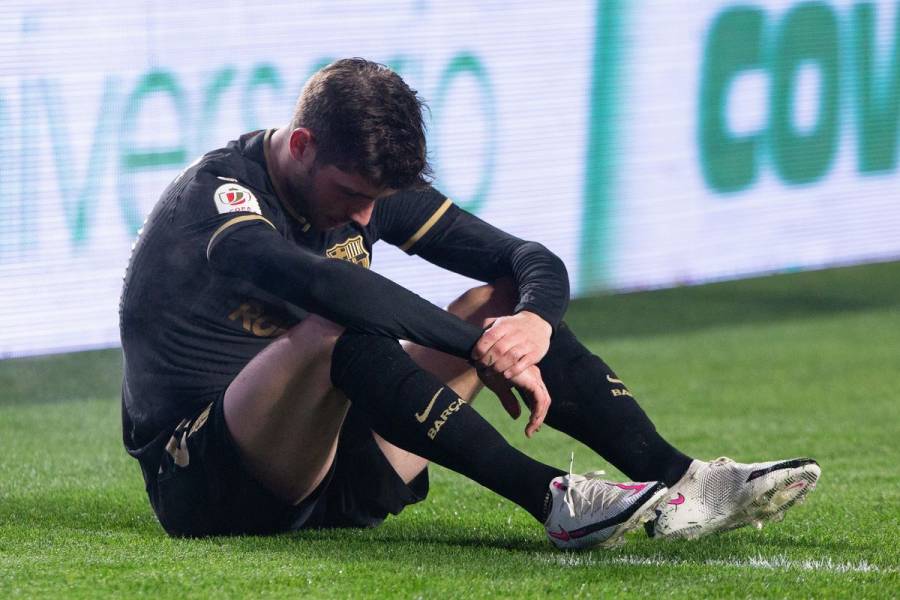 Lesión de Sergi Roberto pone en duda su participación en el partido contra PSG
