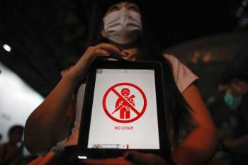 Gobierno militar de Birmania bloquea Facebook mientras crece la oposici&oacute;n al golpe