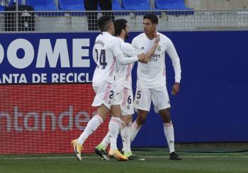 Real Madrid regresa a la senda del triunfo tras vencer al Huesca