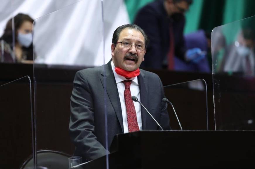 Reginaldo Sandoval, lamenta persecución política en contra de Mauricio Toledo