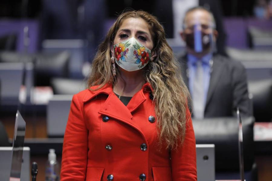 Busca senadora Villegas presidencia municipal de Cancún